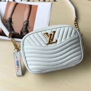 Louis Vuitton New Wave camera bag, white